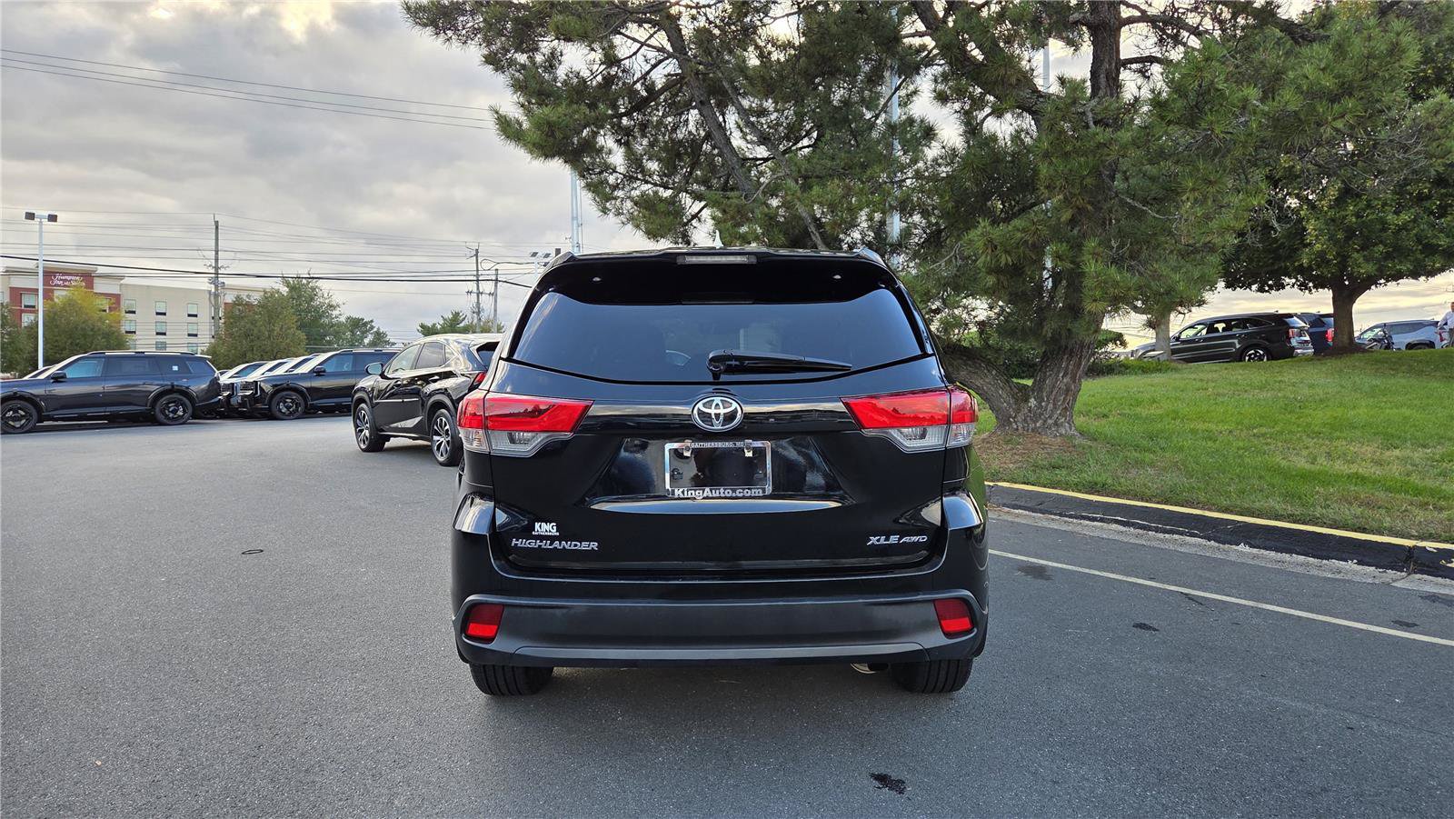Used 2018 Toyota Highlander XLE AWD/4WD image 79