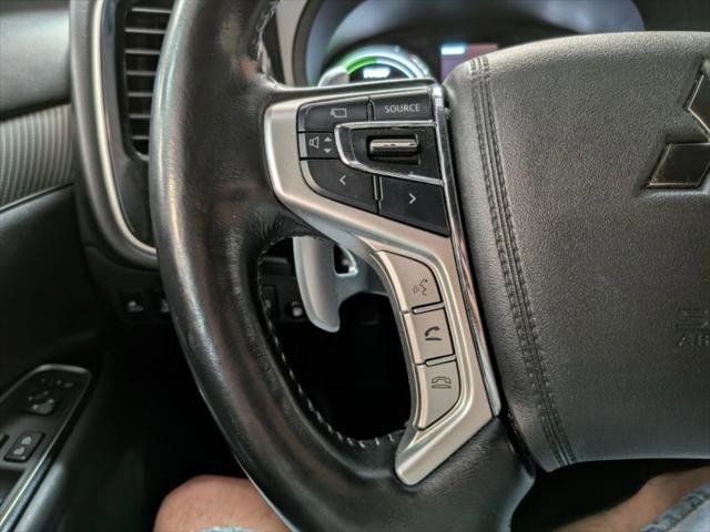 Used 2020 Mitsubishi Outlander SEL image 14