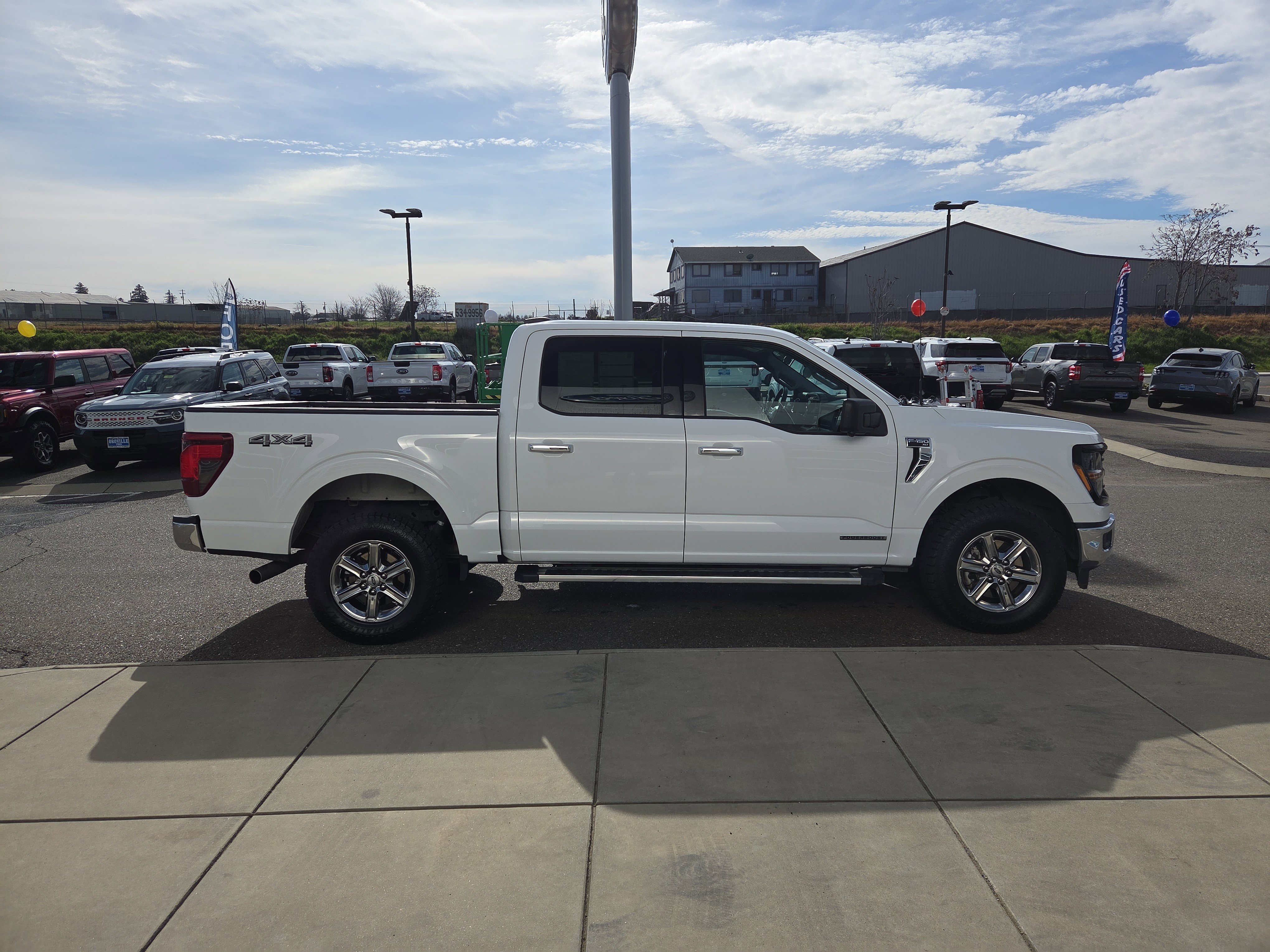 Used 2024 Ford F150 XLT w/ Mobile Office Package image 6