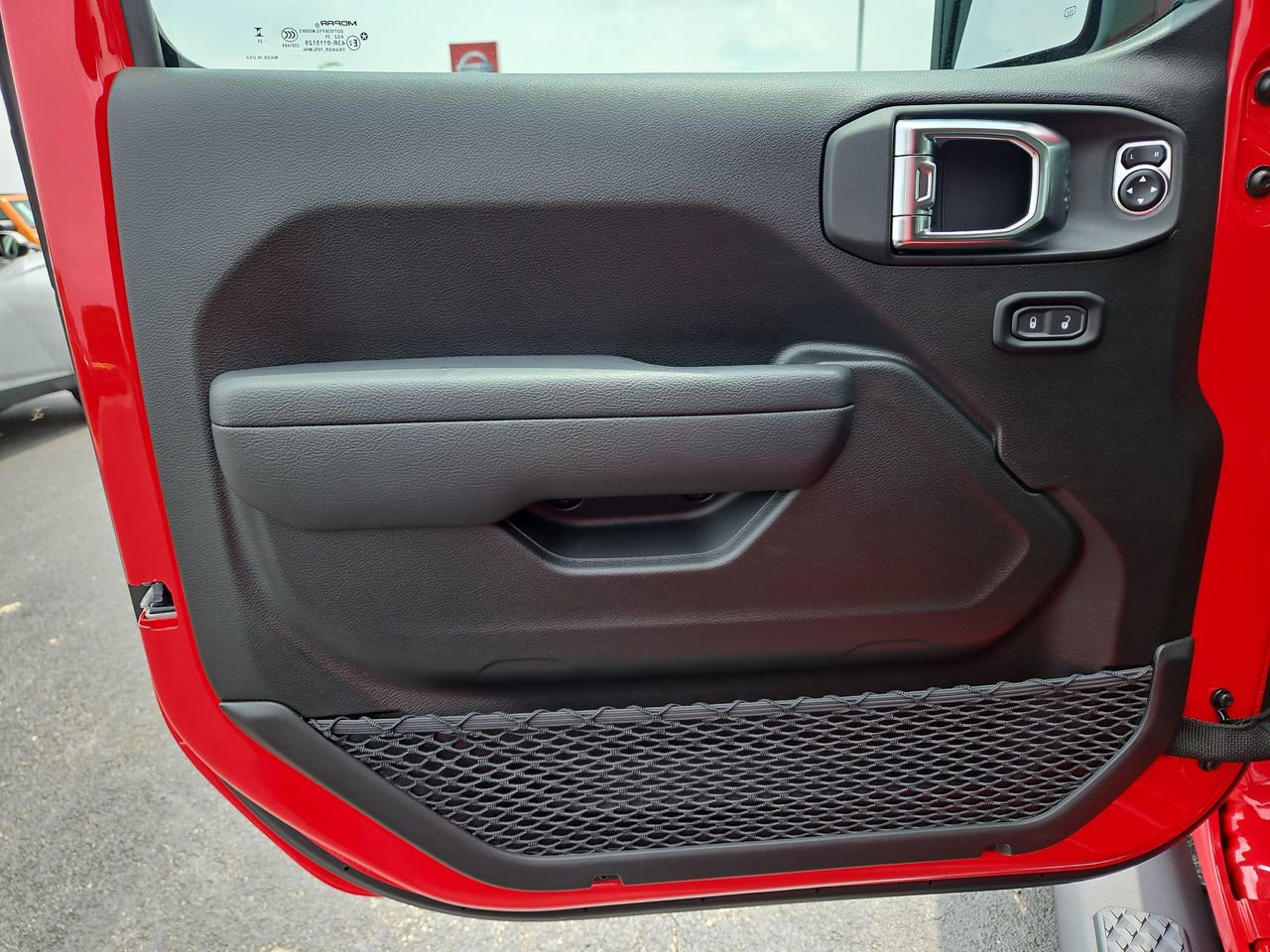 New 2025 Jeep Gladiator Sport image 17