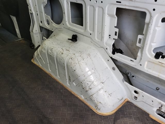 Used 2017 Ford Transit 150 130 Low Roof RWD image 9
