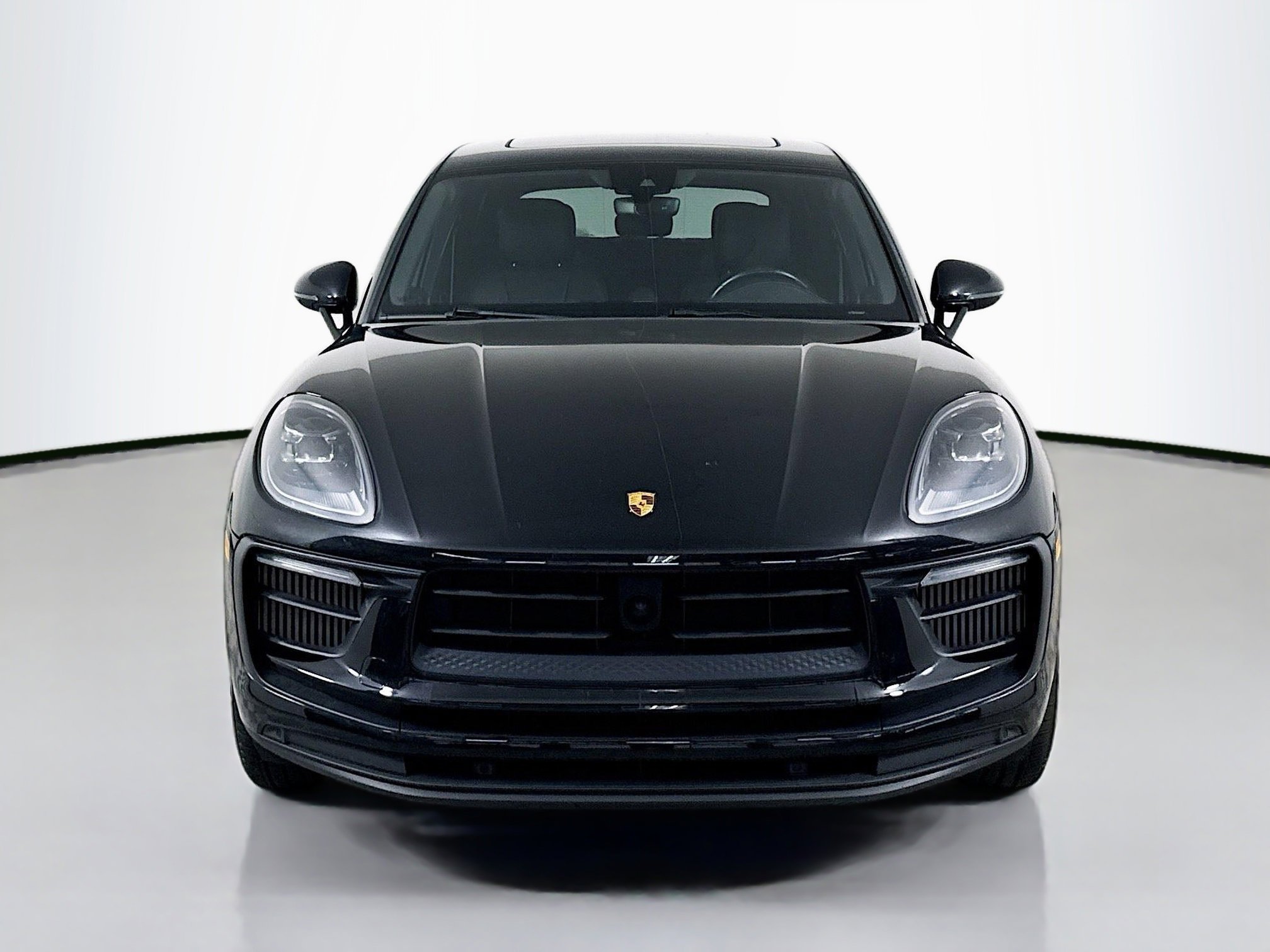 Certified 2023 Porsche Macan S image 6