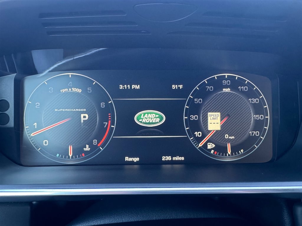 Used 2015 Land Rover Range Rover Long Wheelbase Autobiography image 14