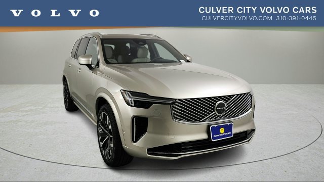 New 2026 Volvo XC90 T8 Plus w/ Protection Package Premier