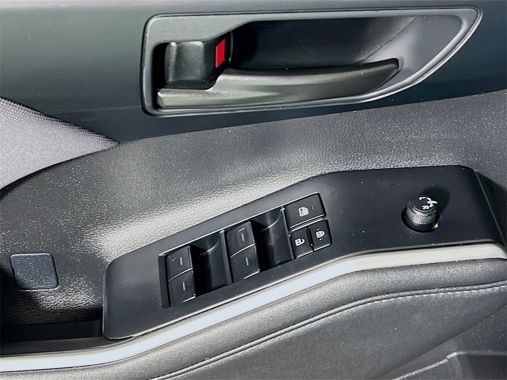 Certified 2024 Toyota Highlander LE image 17