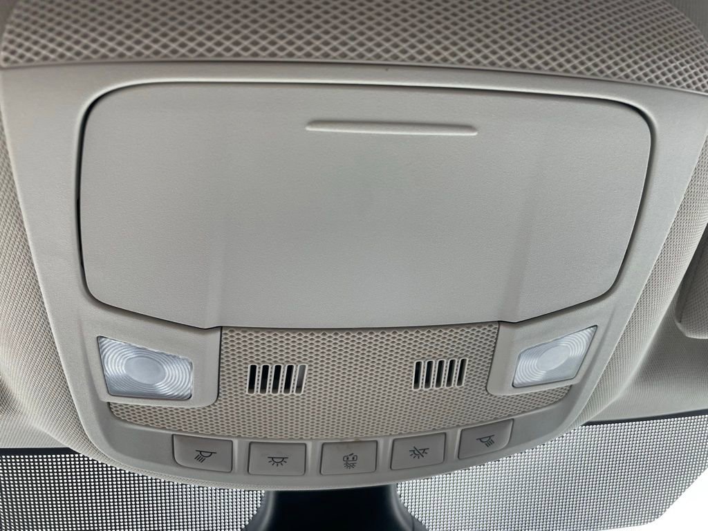 Used 2023 Ford Edge SEL image 50