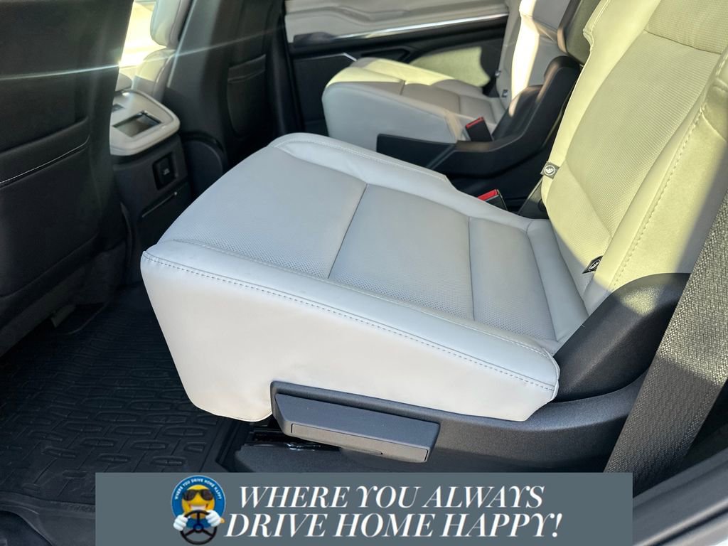 New 2025 Lincoln Navigator Reserve image 24