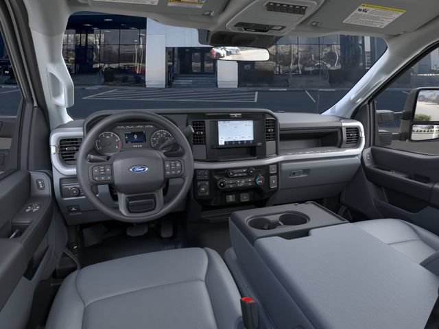 New 2026 Ford F550 4x4 Regular Cab Super Duty image 11