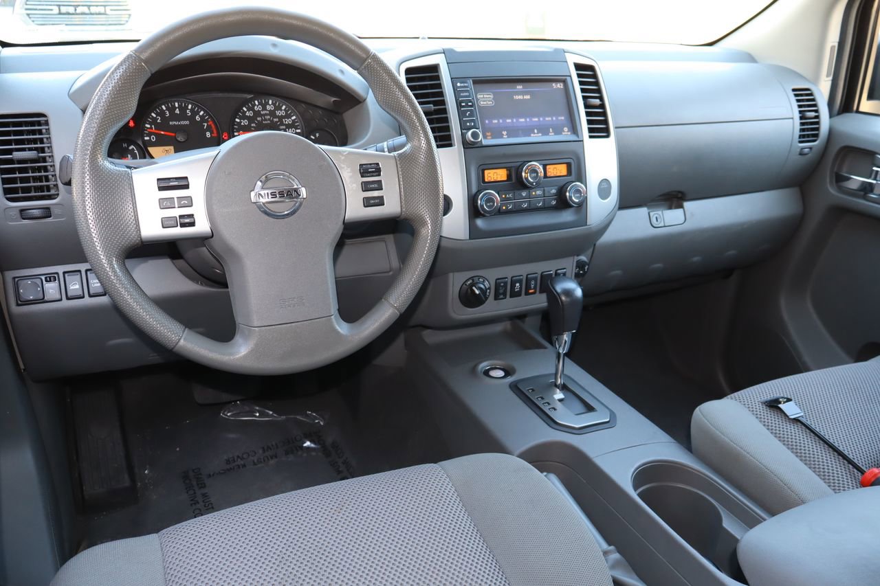 Used 2020 Nissan Frontier SV AWD/4WD image 4