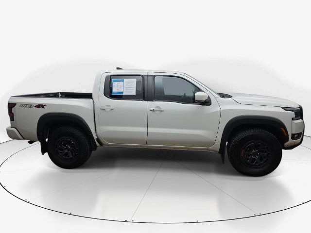 Used 2025 Nissan Frontier PRO-4X AWD/4WD image 5