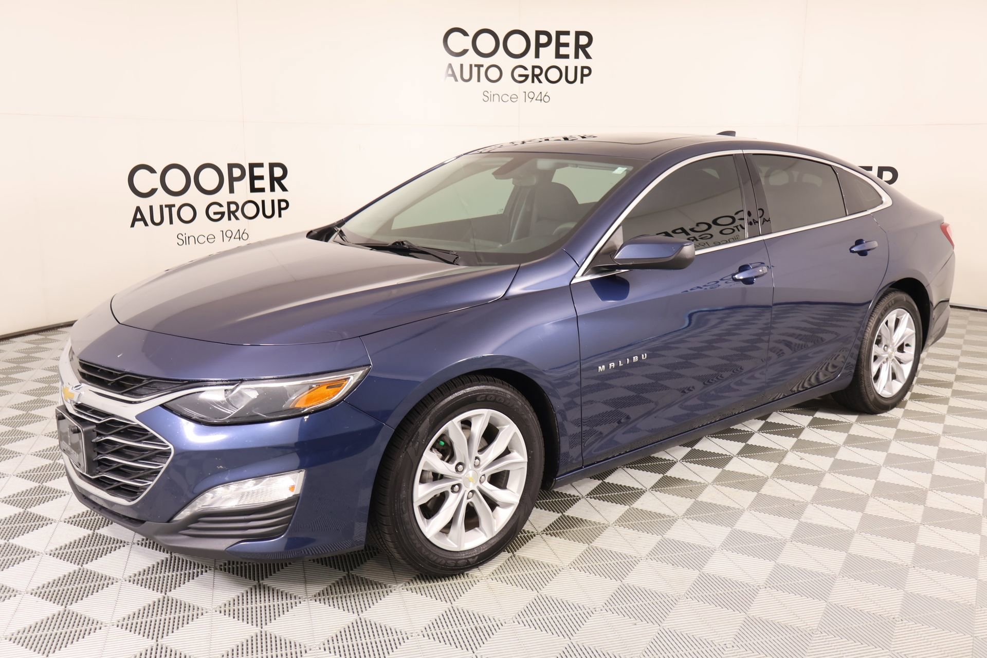 Used 2021 Chevrolet Malibu LT FWD image 10
