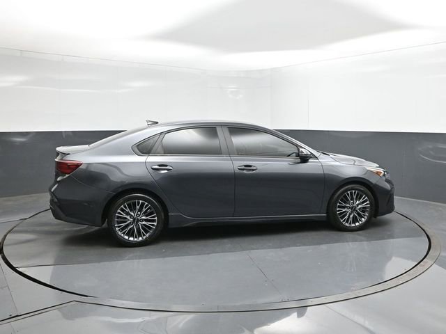 Used 2024 Kia Forte GT-Line image 11
