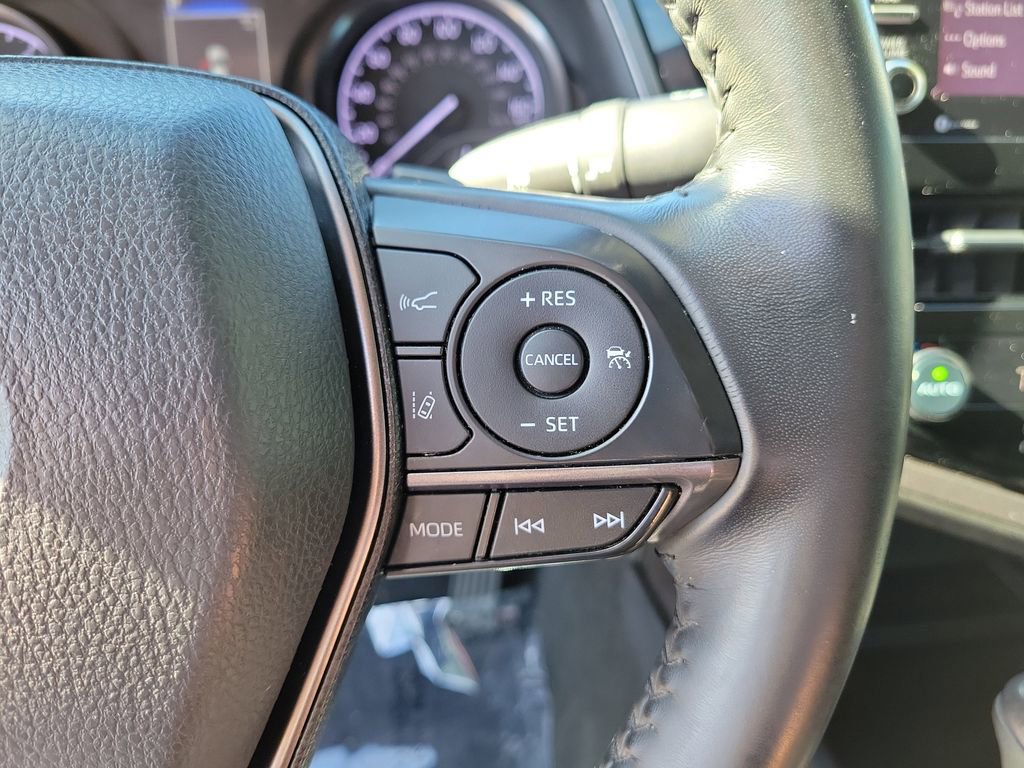 Used 2021 Toyota Camry SE w/ Convenience Package image 20