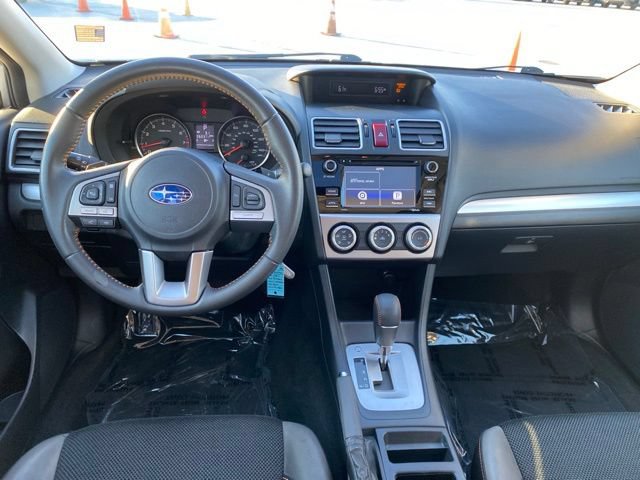 Used 2017 Subaru Crosstrek 2.0i Premium w/ Moonroof Package AWD/4WD image 12