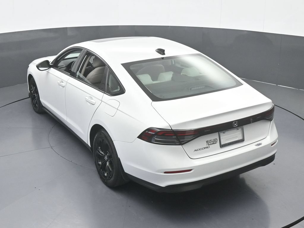 Used 2025 Honda Accord SE image 49