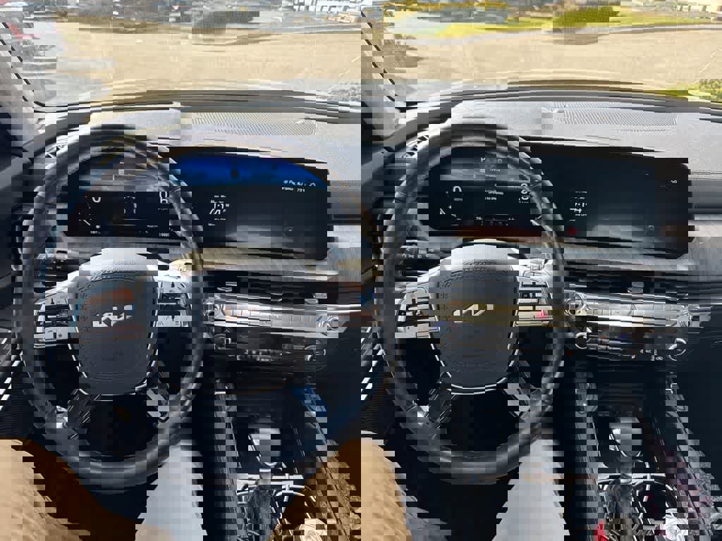 Used 2024 Kia Telluride SX Prestige image 18