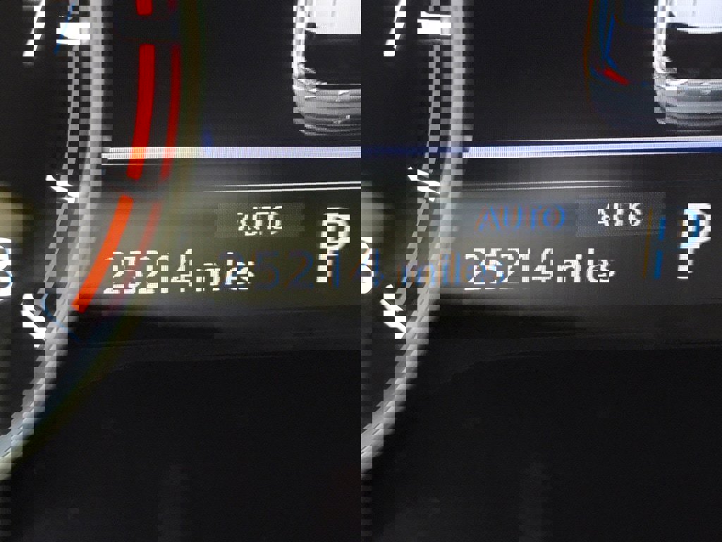 Used 2023 Nissan Rogue SL w/ SL Premium Package image 17