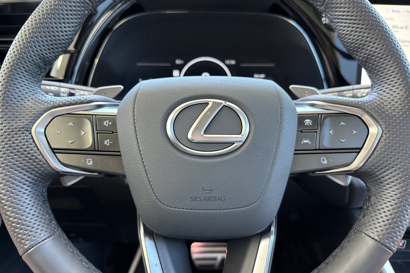 Certified 2025 Lexus TX 500h AWD w/ Technology Package image 31