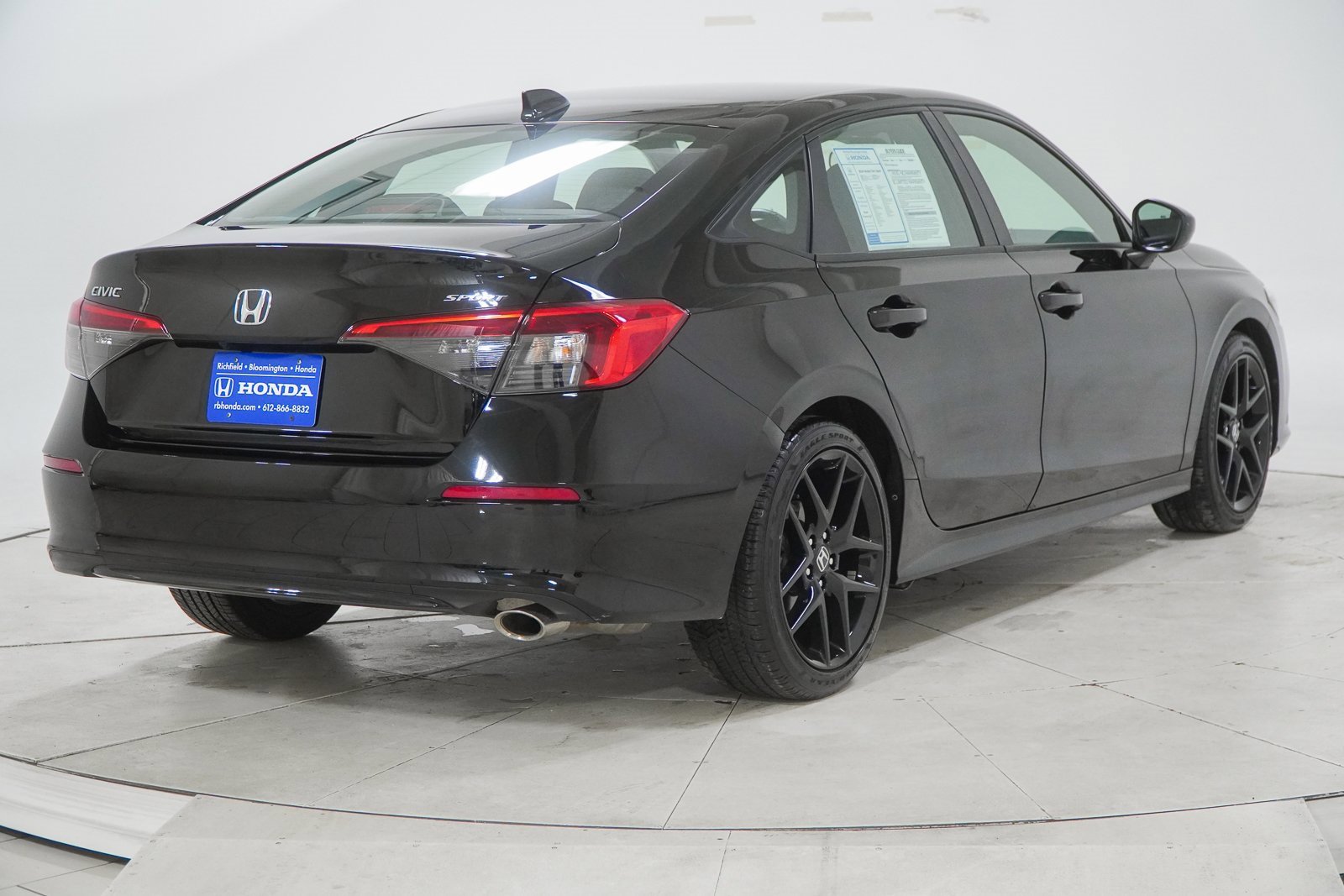 Used 2024 Honda Civic Sport image 11