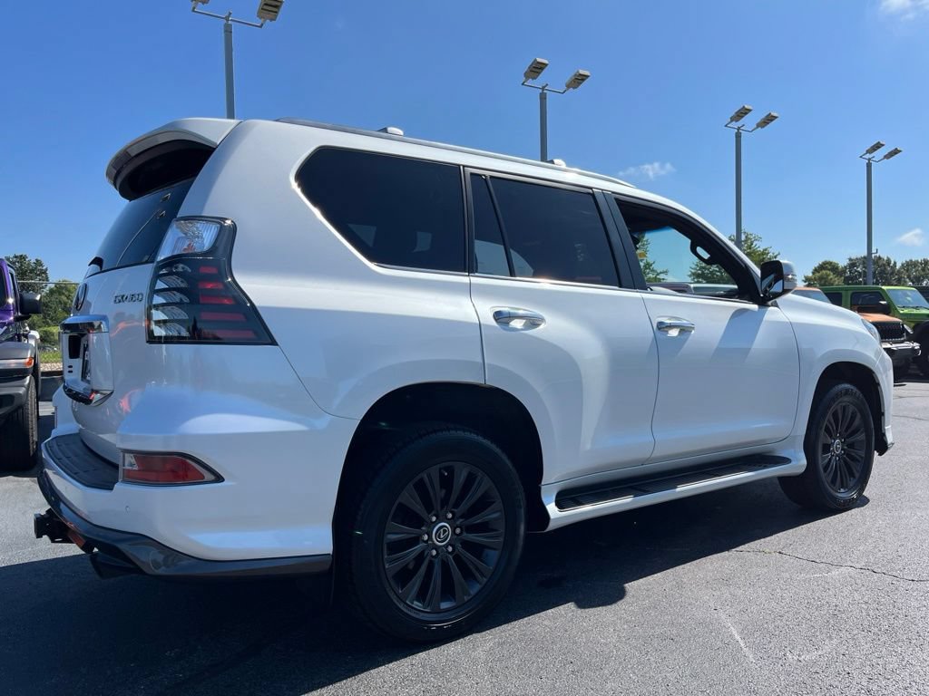 Used 2023 Lexus GX 460 Premium w/ Accessory Package AWD/4WD image 45