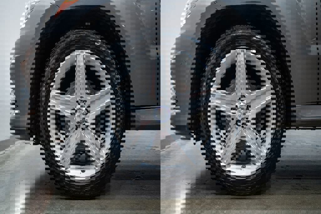 Used 2014 Mercedes-Benz GLK 250 BlueTEC 4MATIC image 11