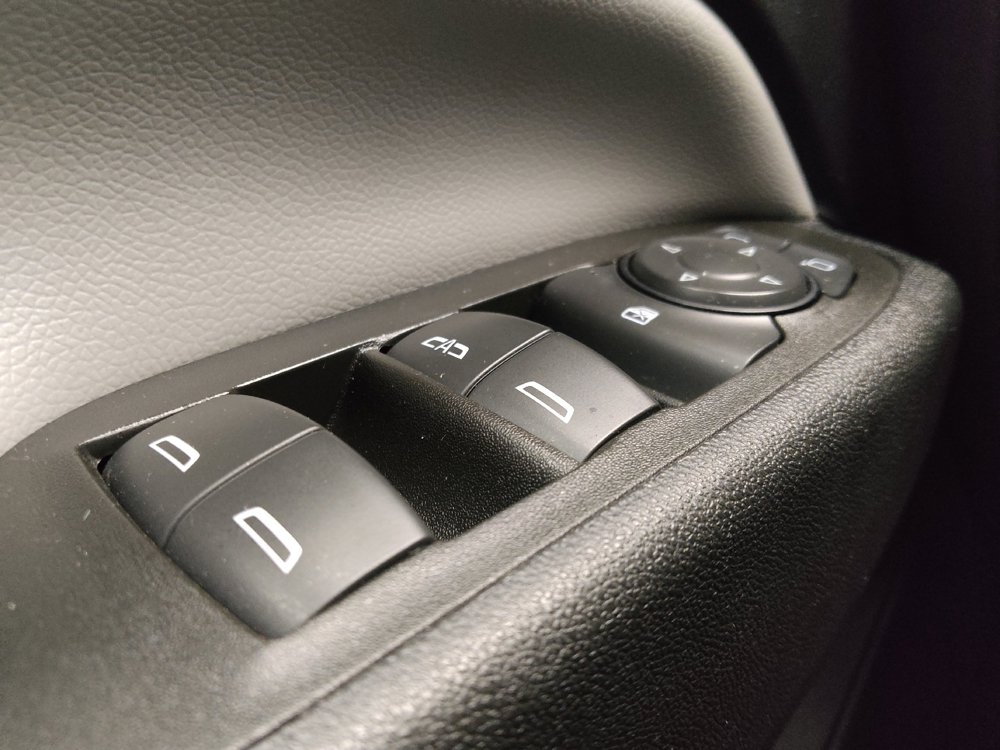 Used 2022 Chevrolet Equinox LS AWD/4WD image 27