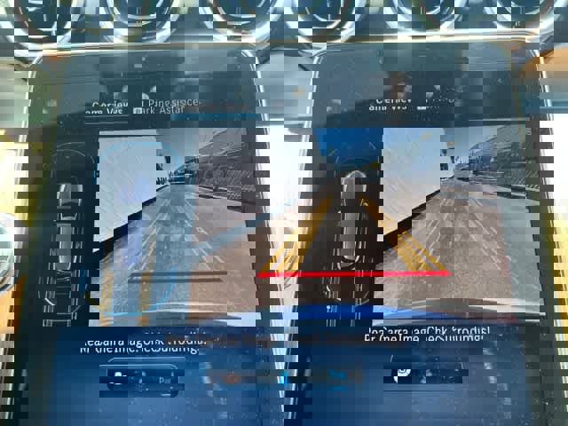 Used 2025 Mercedes-Benz GLC 300 GLC 300 image 18