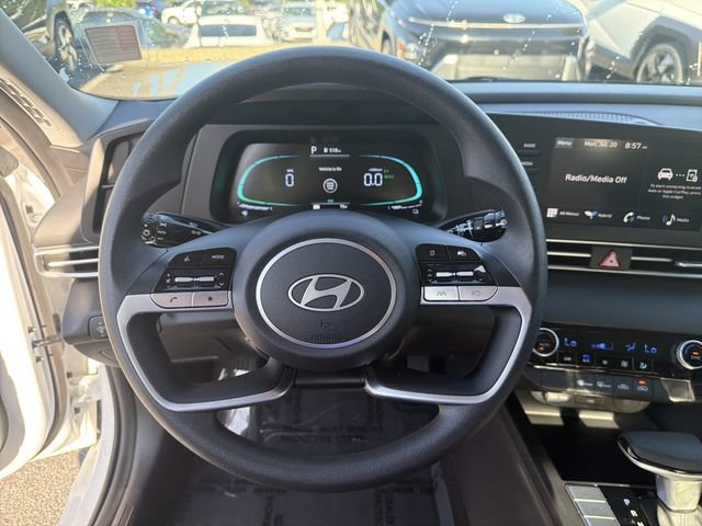 Certified 2026 Hyundai Elantra Hybrid FWD image 23