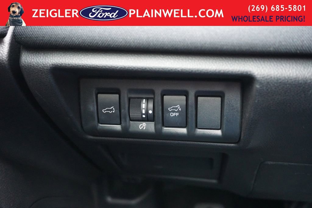 Used 2023 Subaru Outback Premium image 27