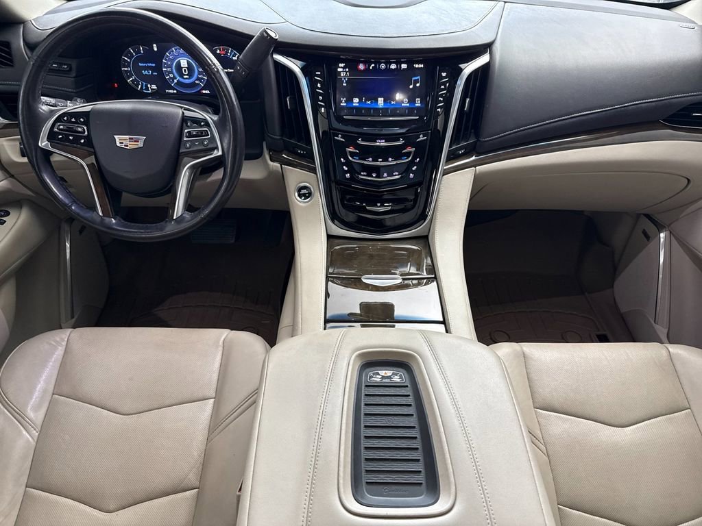 Used 2019 Cadillac Escalade Premium Luxury AWD/4WD image 12