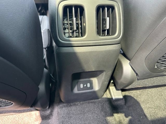 Used 2025 Hyundai Tucson Limited AWD/4WD image 16