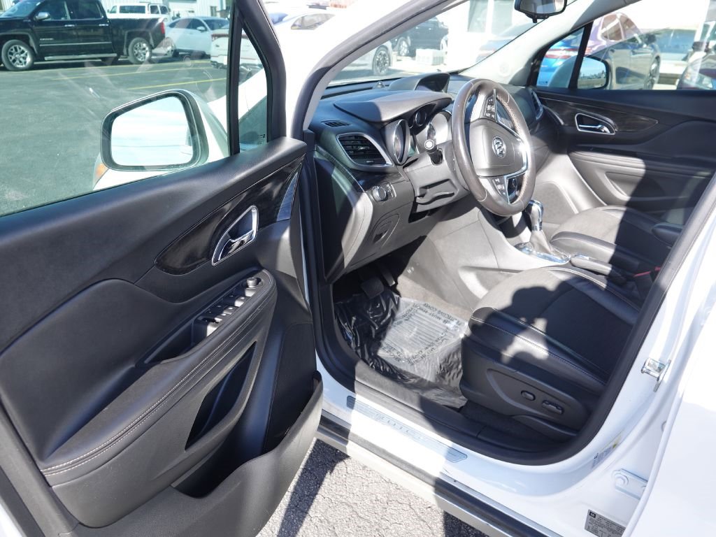 Used 2016 Buick Encore FWD image 10