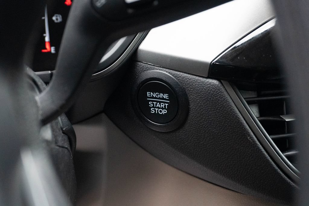Used 2025 Ford Escape Active FWD image 30