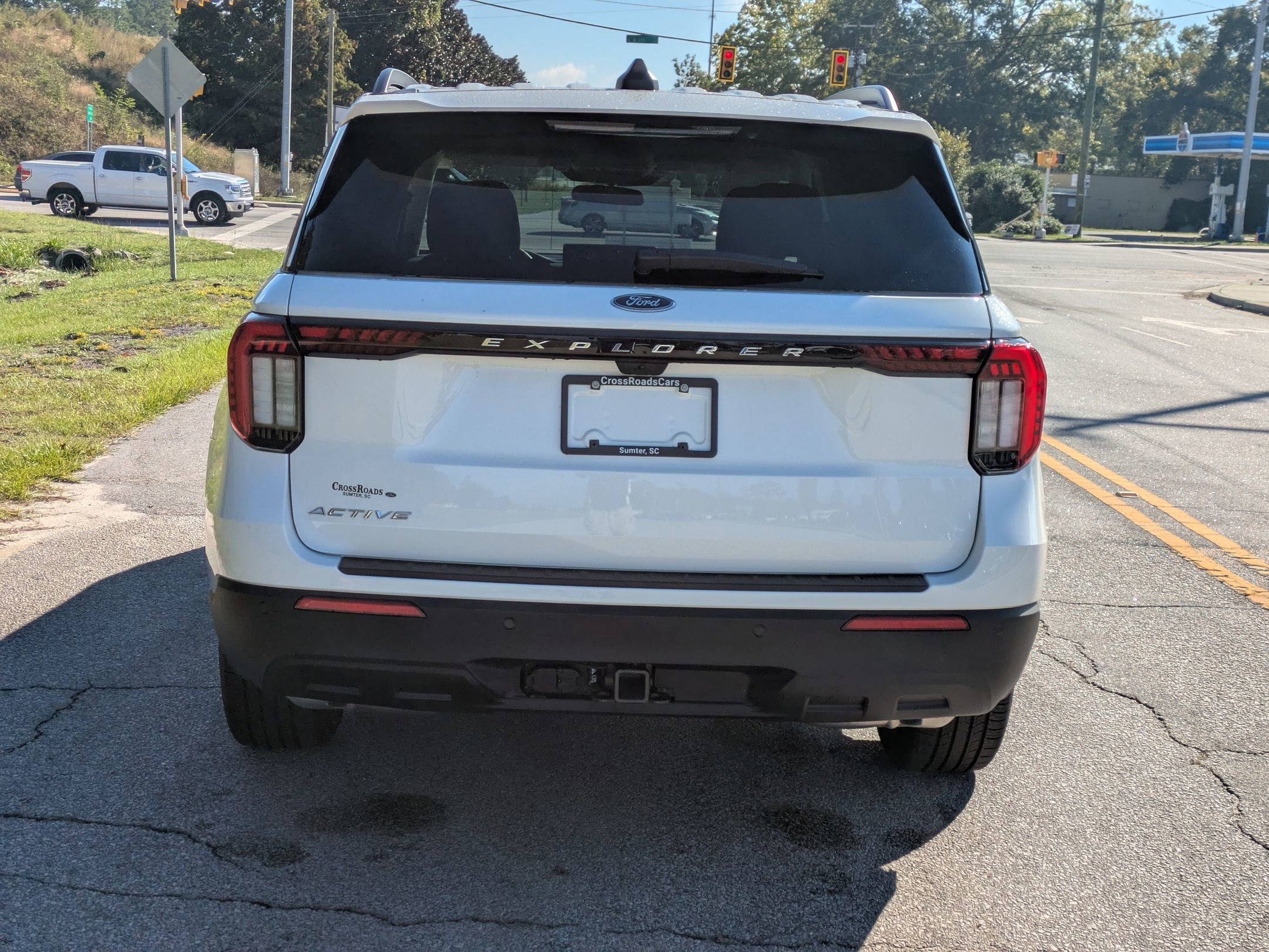 Certified 2025 Ford Explorer Active image 5