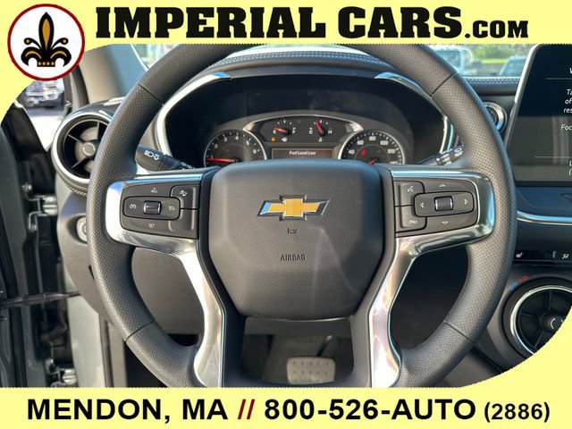 New 2025 Chevrolet Blazer LT w/ Midnight/Sport Edition image 24
