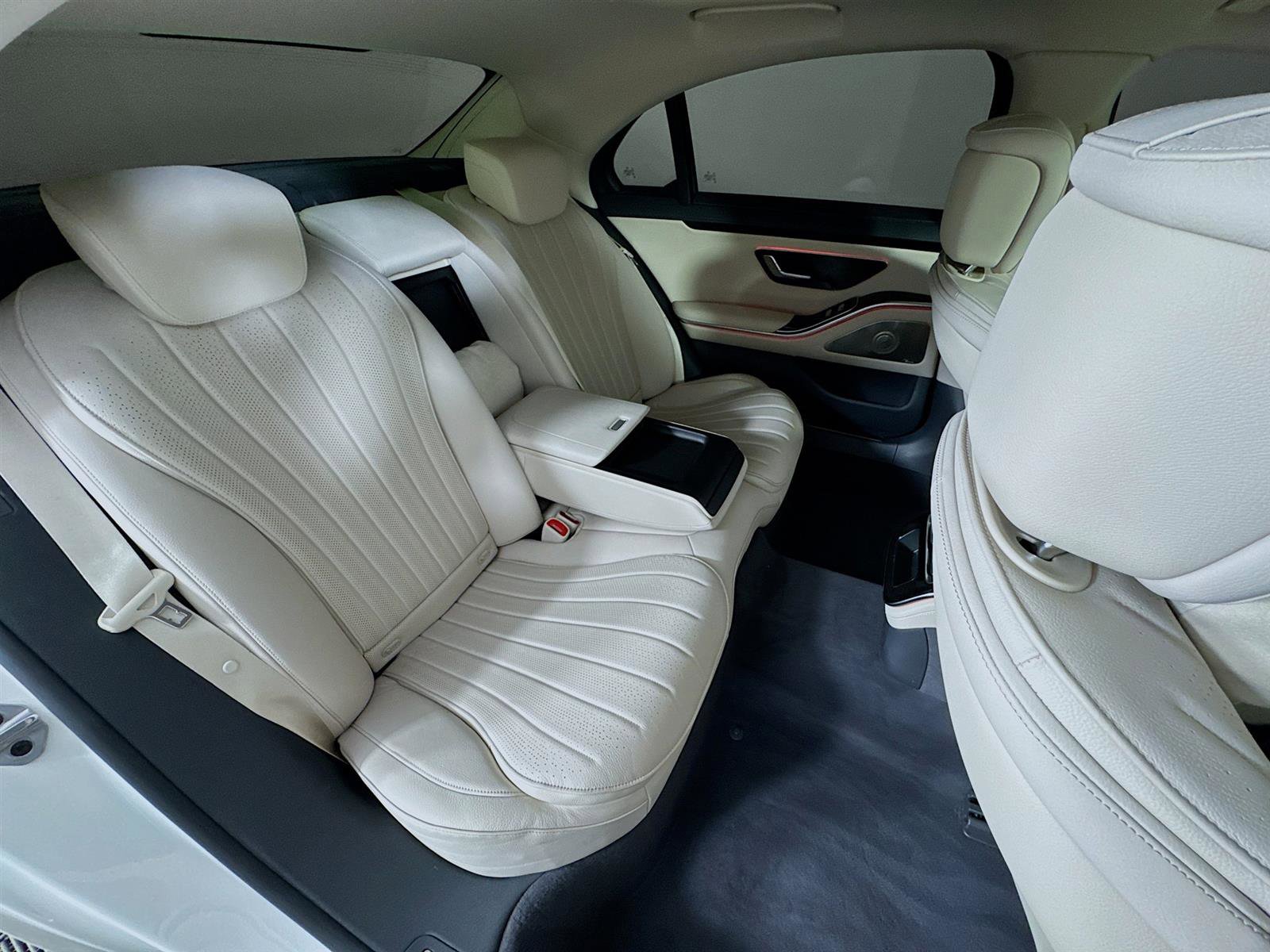 Used 2023 Mercedes-Benz S 500 4MATIC image 30