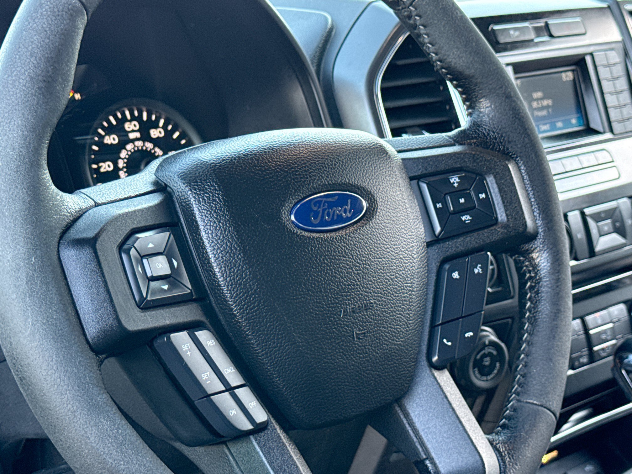 Used 2016 Ford F150 XLT w/ Equipment Group 301A Mid AWD/4WD image 12