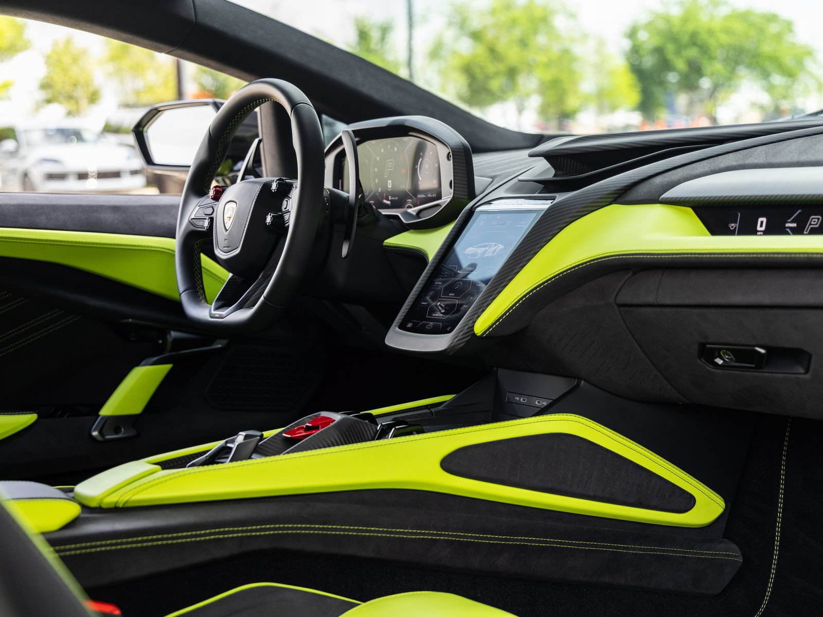 Used 2025 Lamborghini Revuelto AWD/4WD image 58