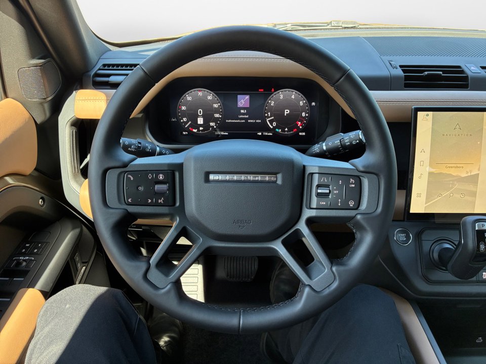 New 2026 Land Rover Defender 110 X-Dynamic SE AWD/4WD image 10