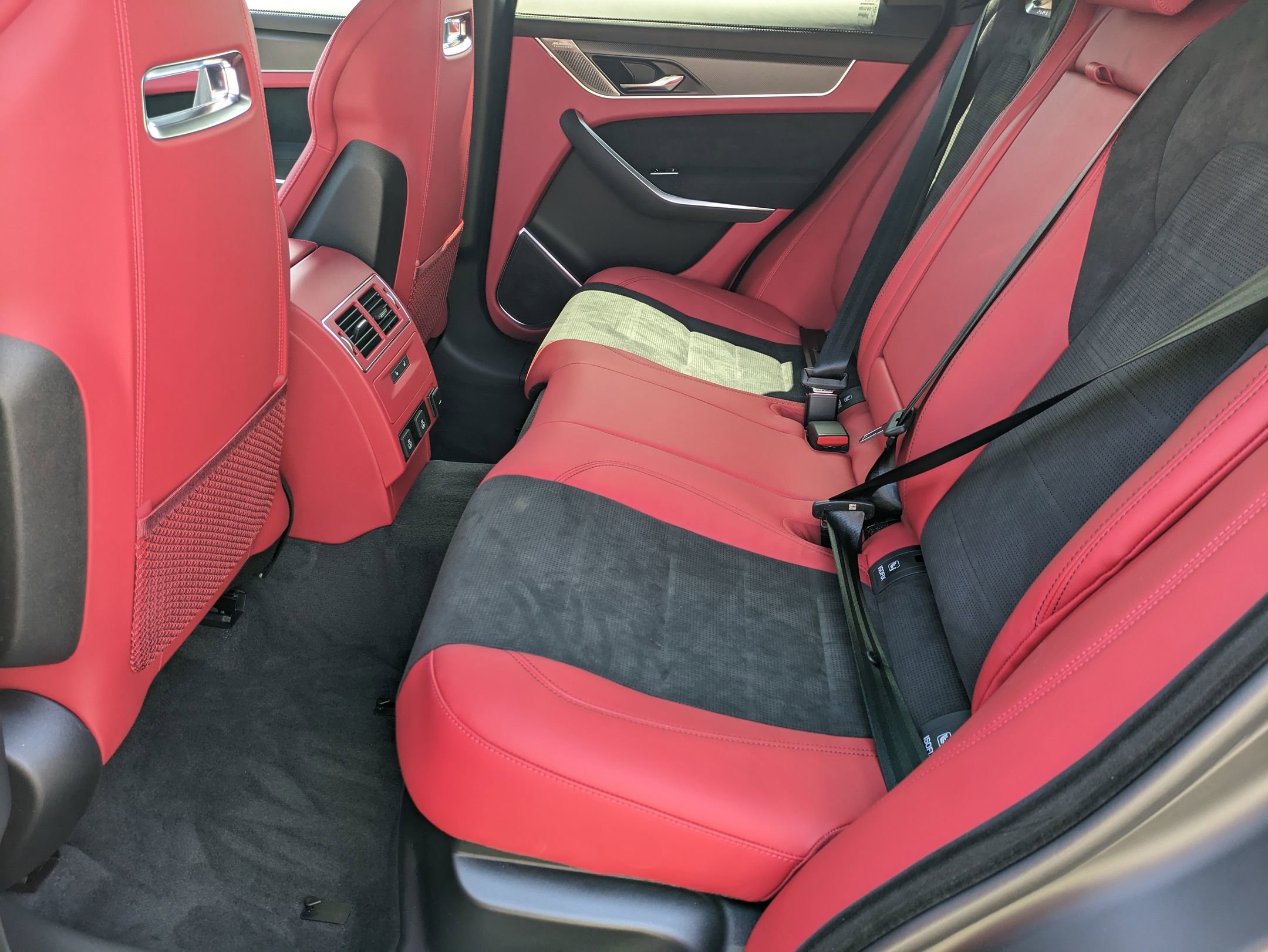 New 2026 Jaguar F-PACE SVR 575 Edition image 25