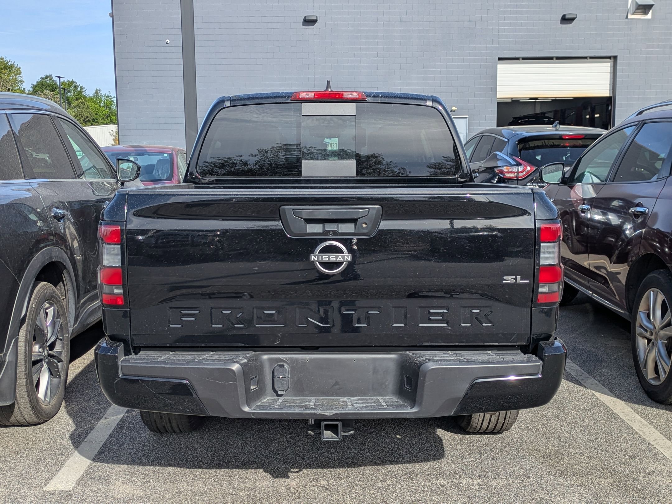 Certified 2024 Nissan Frontier SL image 6
