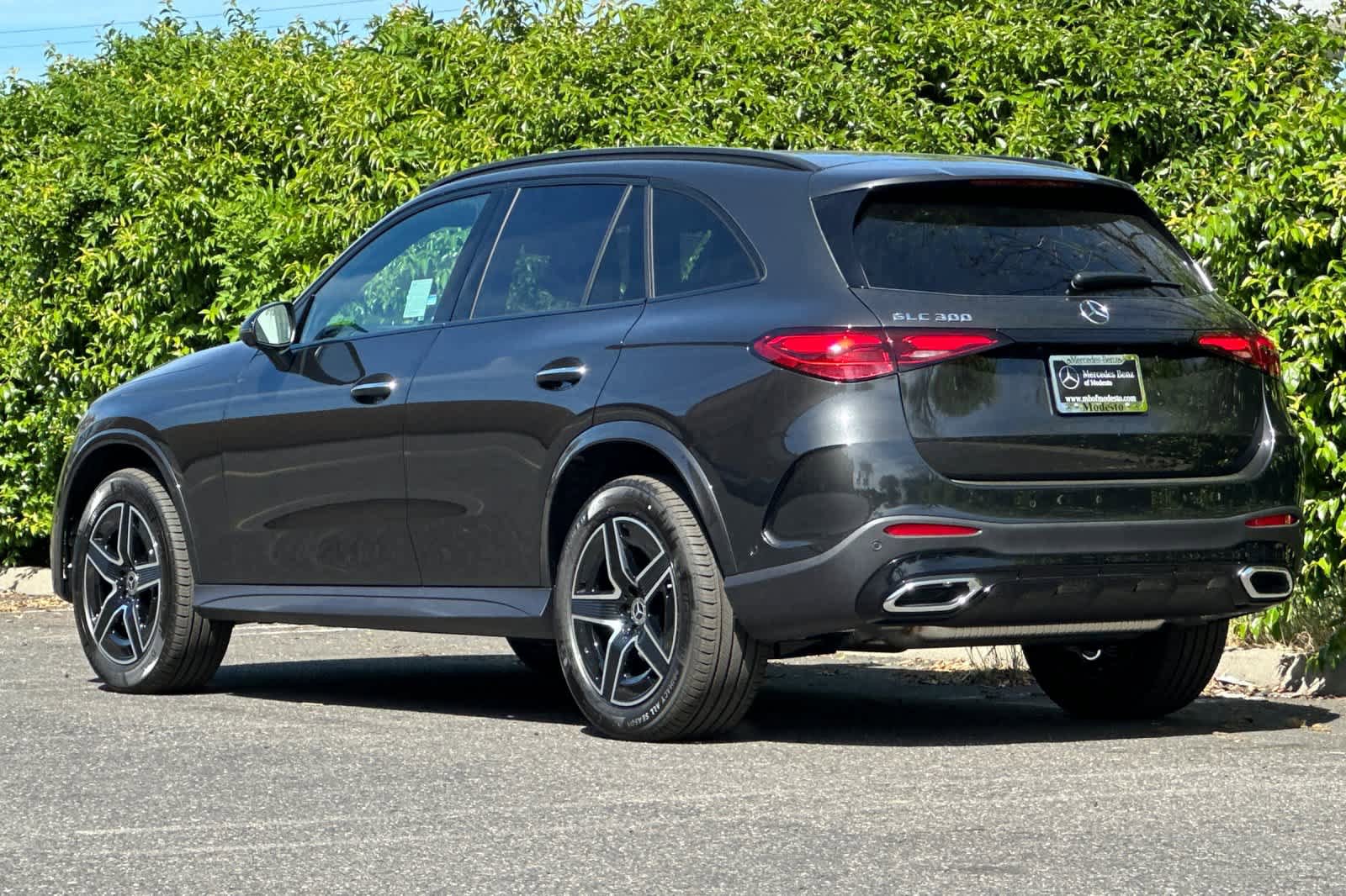 New 2026 Mercedes-Benz GLC 300 image 5