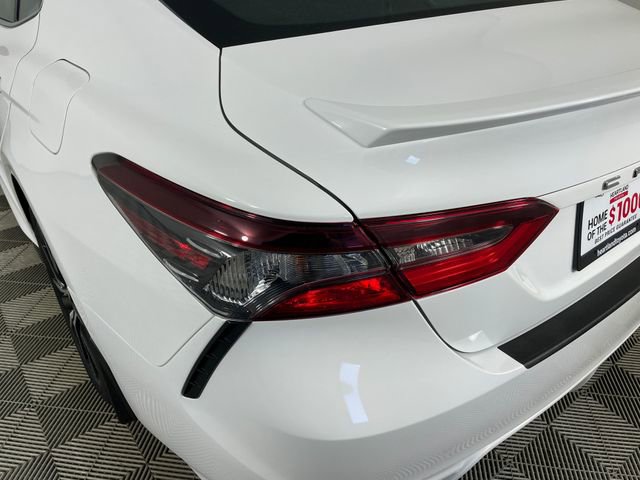 Used 2024 Toyota Camry SE w/ Cold Weather Package AWD/4WD image 18