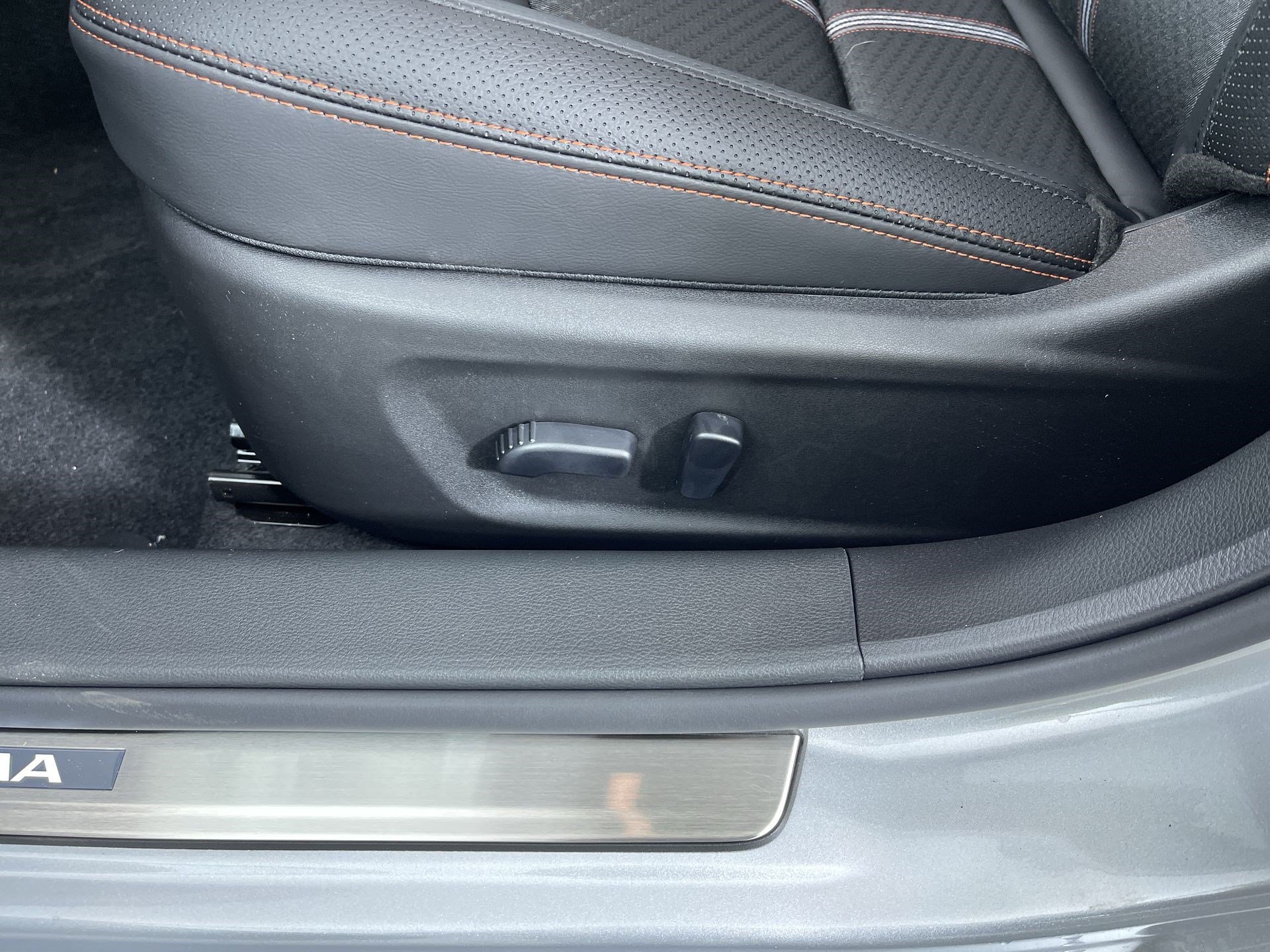Certified 2025 Nissan Altima 2.5 SR AWD/4WD image 13