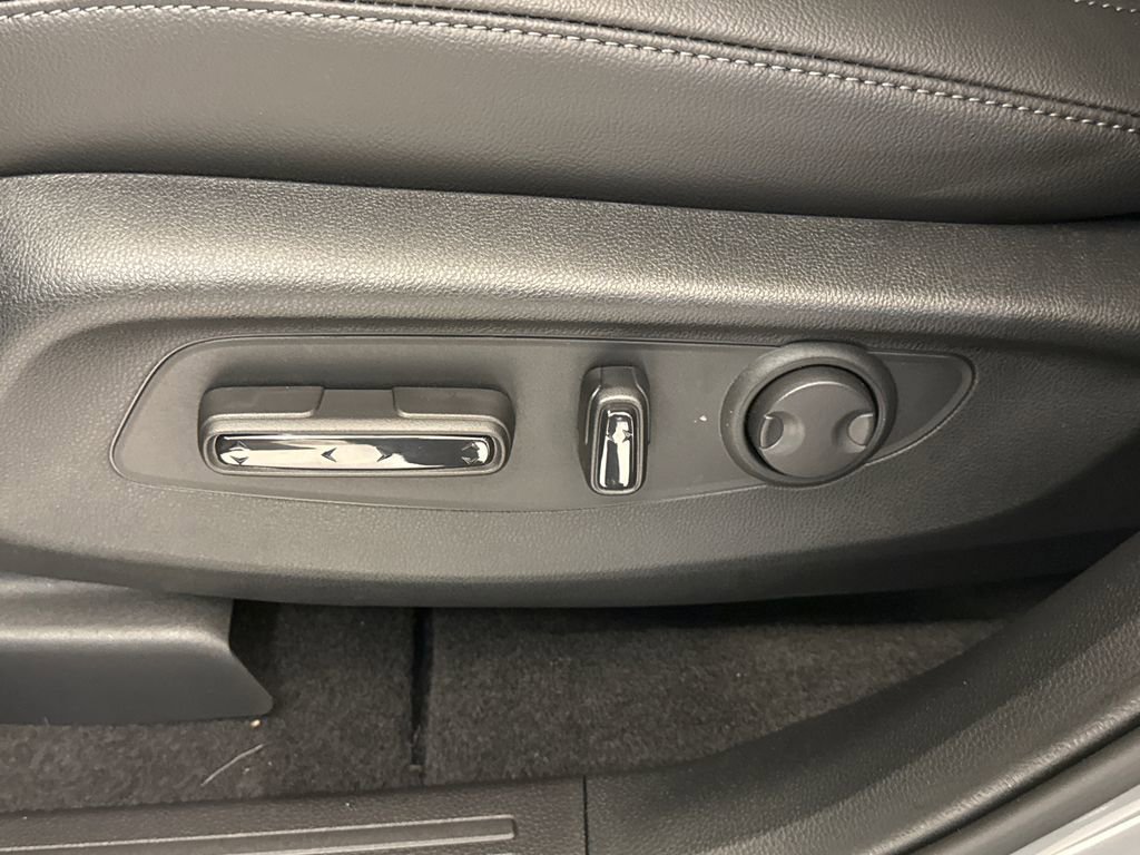 New 2026 Honda CR-V EX-L image 24