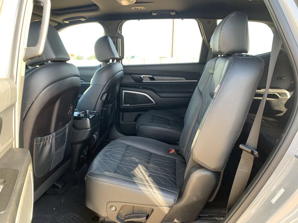 Used 2023 Kia Telluride EX X-Line AWD/4WD image 23