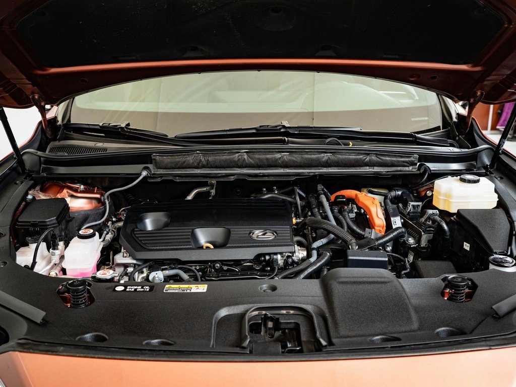 Certified 2024 Lexus RX 350h w/ Convenience Package image 39