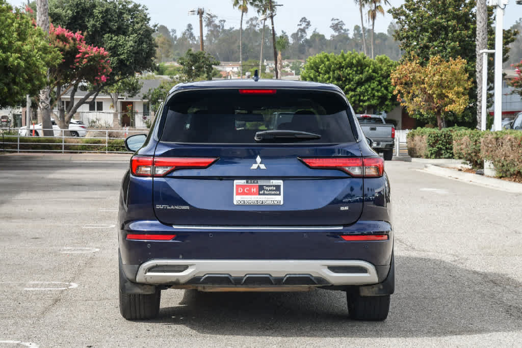 Used 2023 Mitsubishi Outlander SE FWD image 7