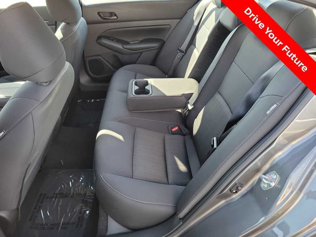 Certified 2025 Nissan Altima 2.5 S FWD image 25