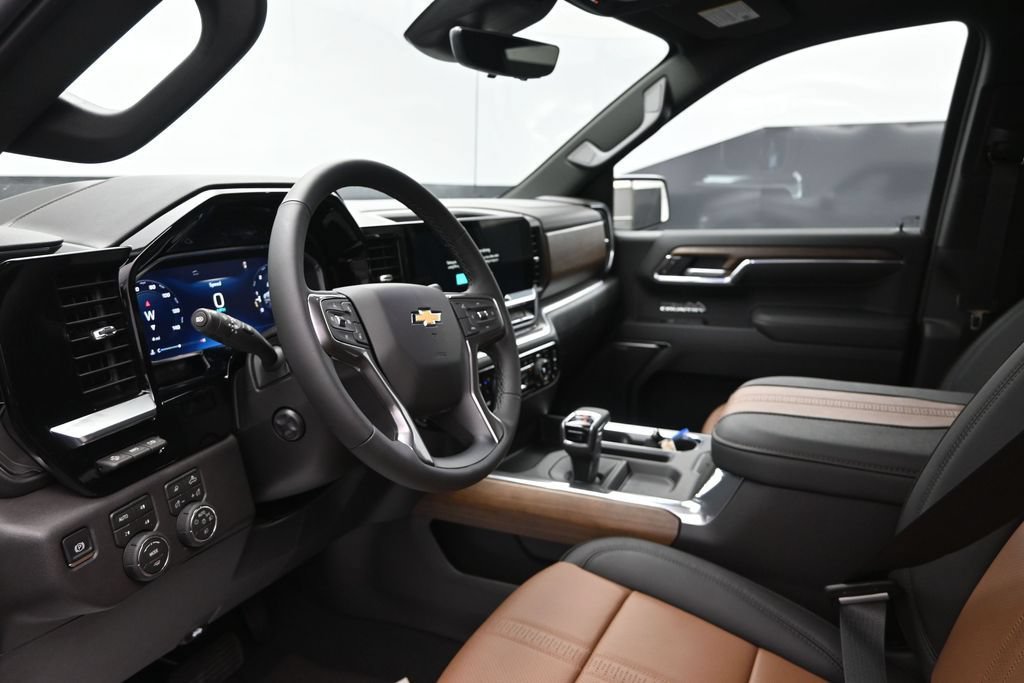 New 2026 Chevrolet Silverado 1500 High Country w/ Technology Package AWD/4WD image 22